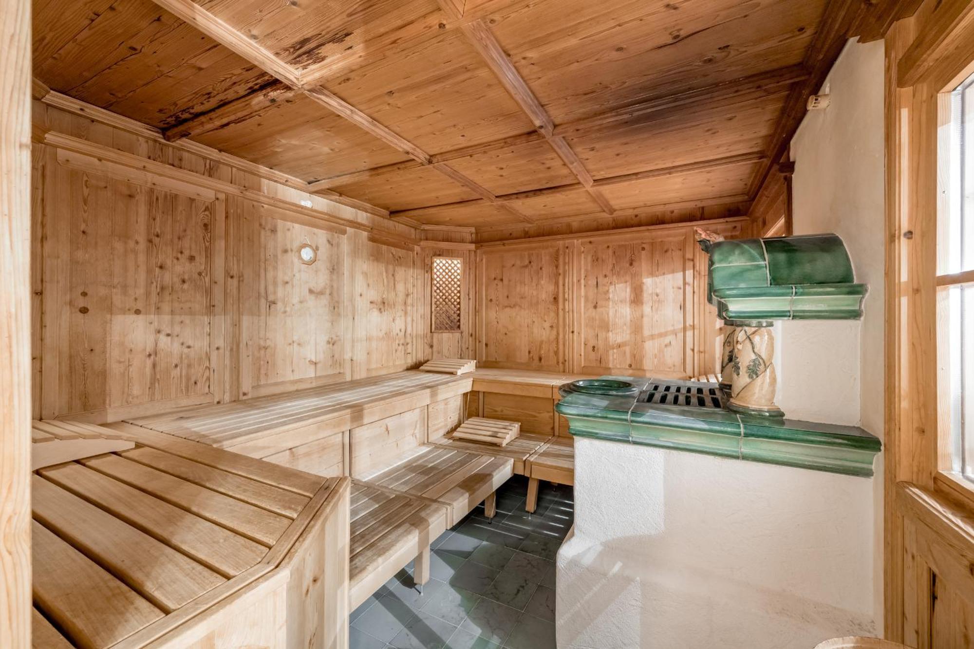 Wellness & Sporthotel Alpenhof Ehrwald Esterno foto