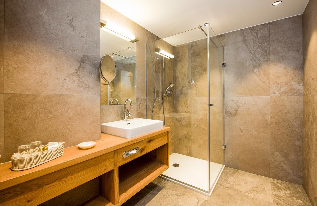 Wellness & Sporthotel Alpenhof Ehrwald Esterno foto